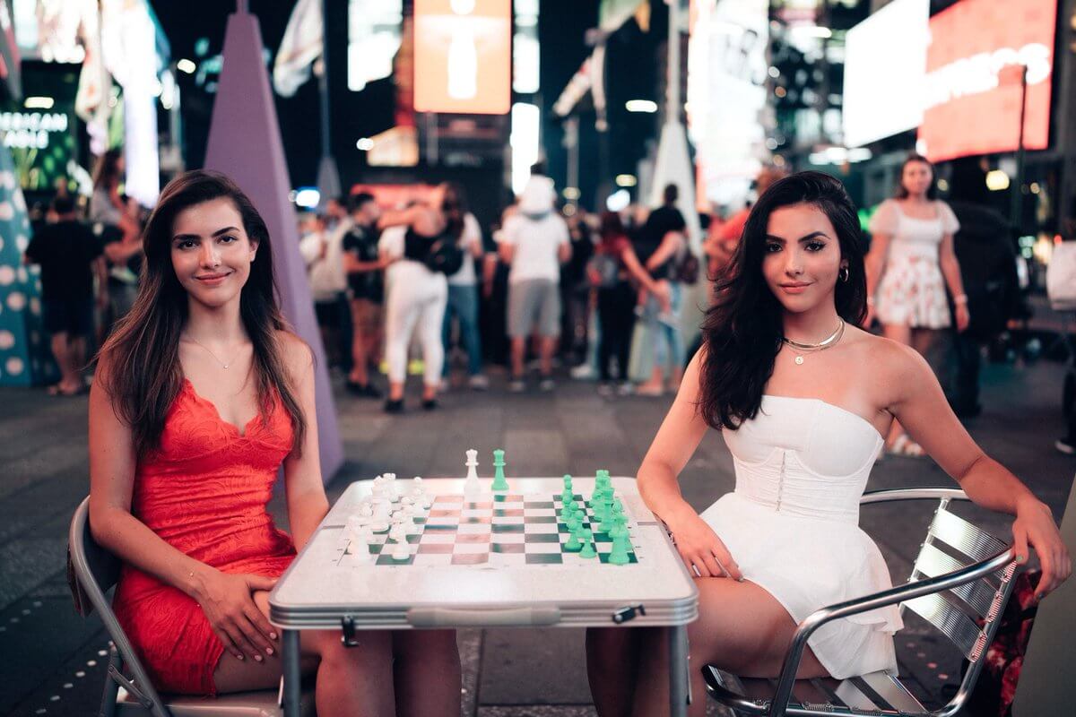Jogadores de poker ou xadrez, quem é mais inteligente?