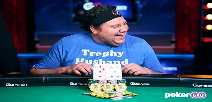 Shaun Deeb and Alex Foxen Take Turns Goading Cheats at WSOP