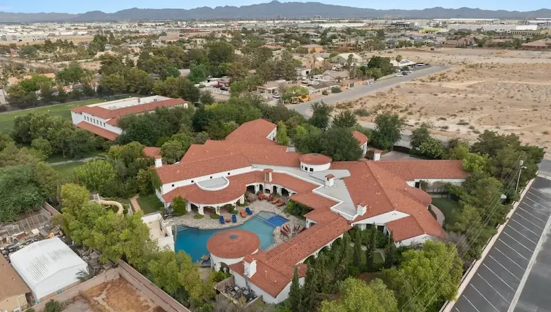 dan bilzerian las vegas mansion